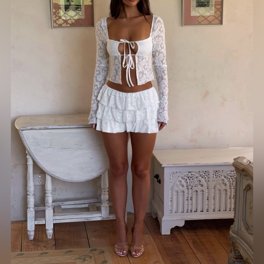 OUTCAST SYLVIA TOP WHITE NWT - Picture 5 of 7